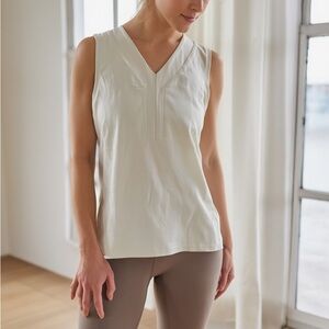 LULULEMON Ready and Go Sleeveless V-Neck Cream Tank Top